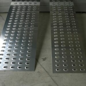 Lohr gatenprofiel aluminium / GEPERFOREERDE VLOERELEMENTEN
